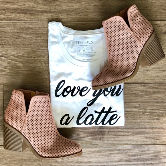 ⚡️The Love You A Latte Tee - Picture 2 of 4